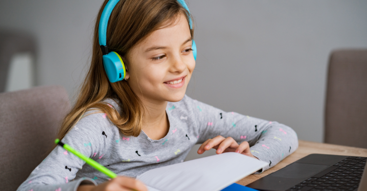 {"en-GB":{"og_description":"Είναι Σάβ...